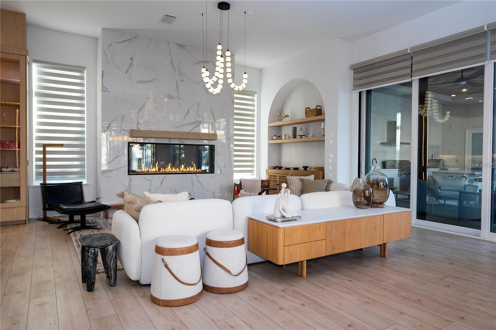 Single Family Residence at 15926 PENDIO DR, BELLA COLLINA, photo 19 of 78