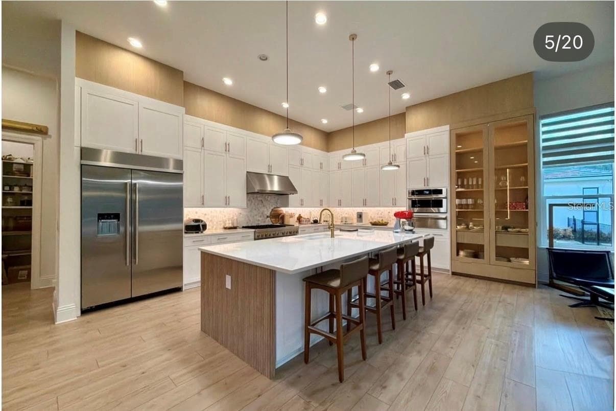 Single Family Residence at 15926 PENDIO DR, BELLA COLLINA, photo 23 of 78