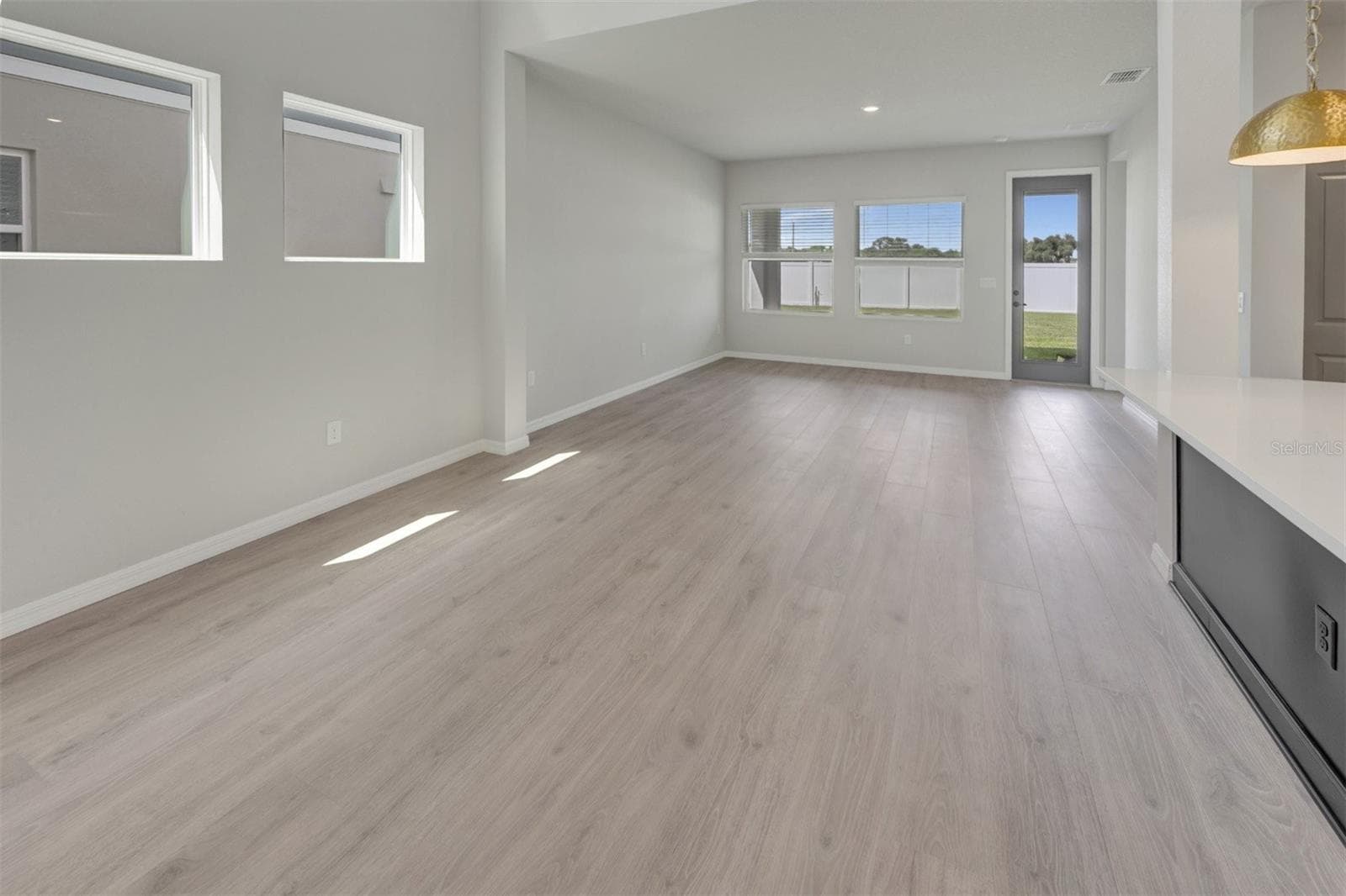 Family Room - 15239 EASTLYN DR, BRADENTON