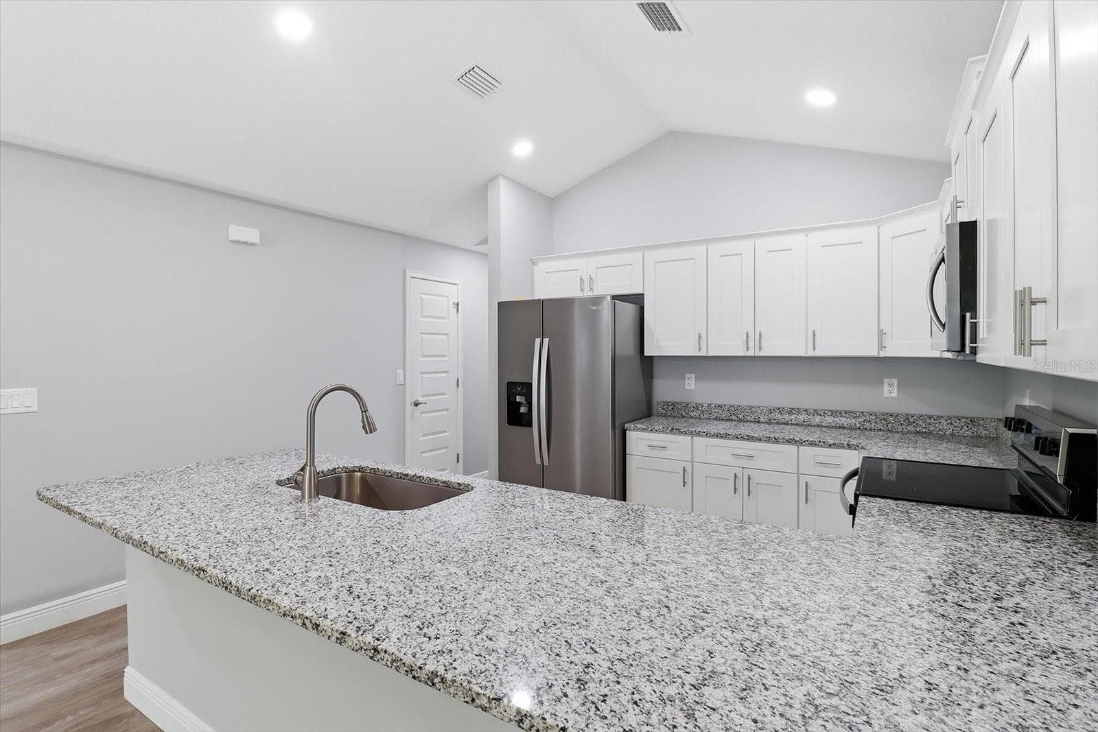 Duplex at 9143/9141 N TRAVIS DR, CITRUS SPRINGS, photo 11 of 38