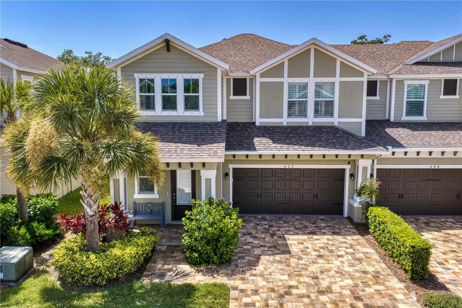 602 OZONA VILLAGE DR
