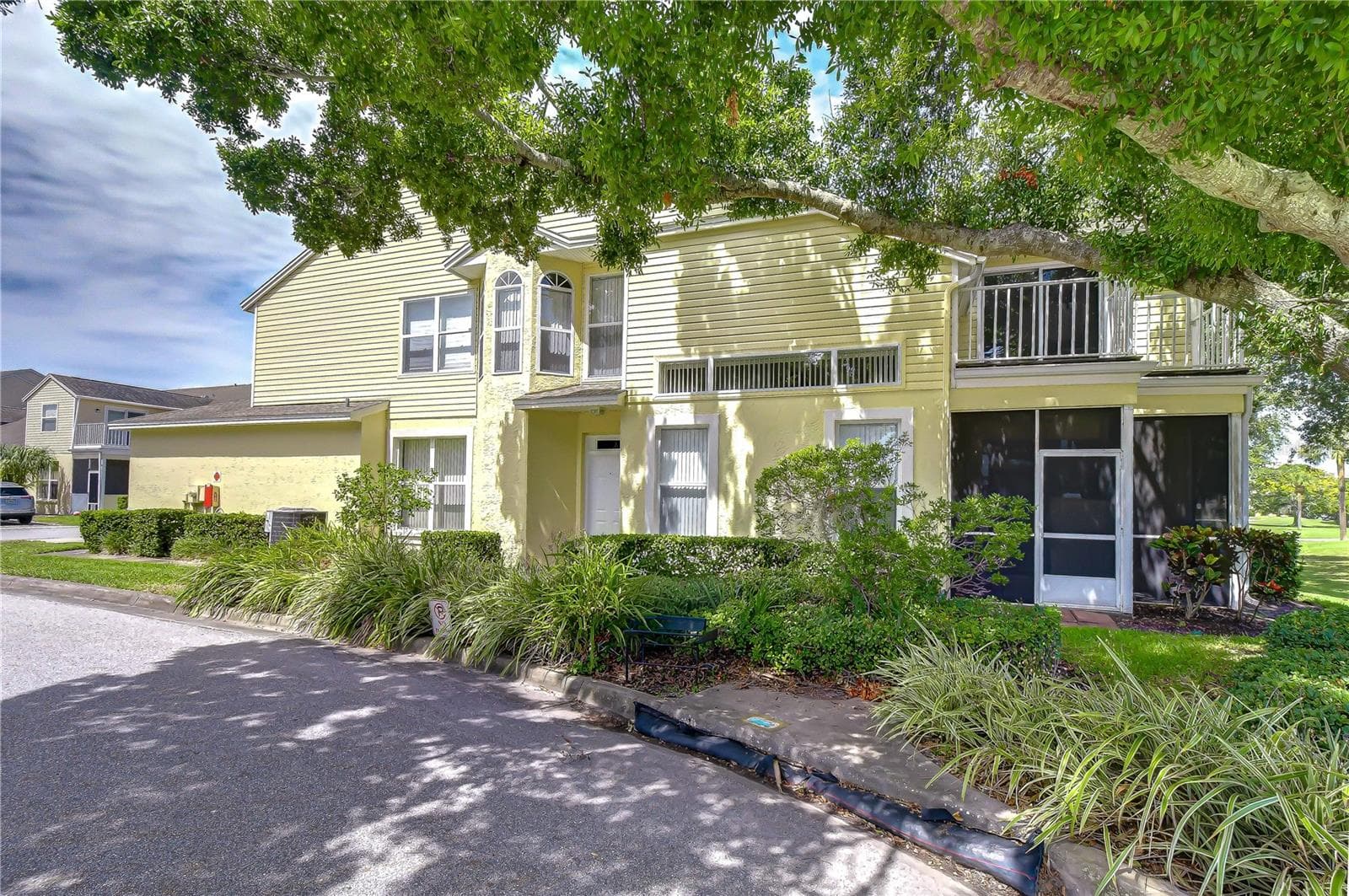 Townhouse at 1050 STARKEY RD #2105, LARGO, photo 4 of 91