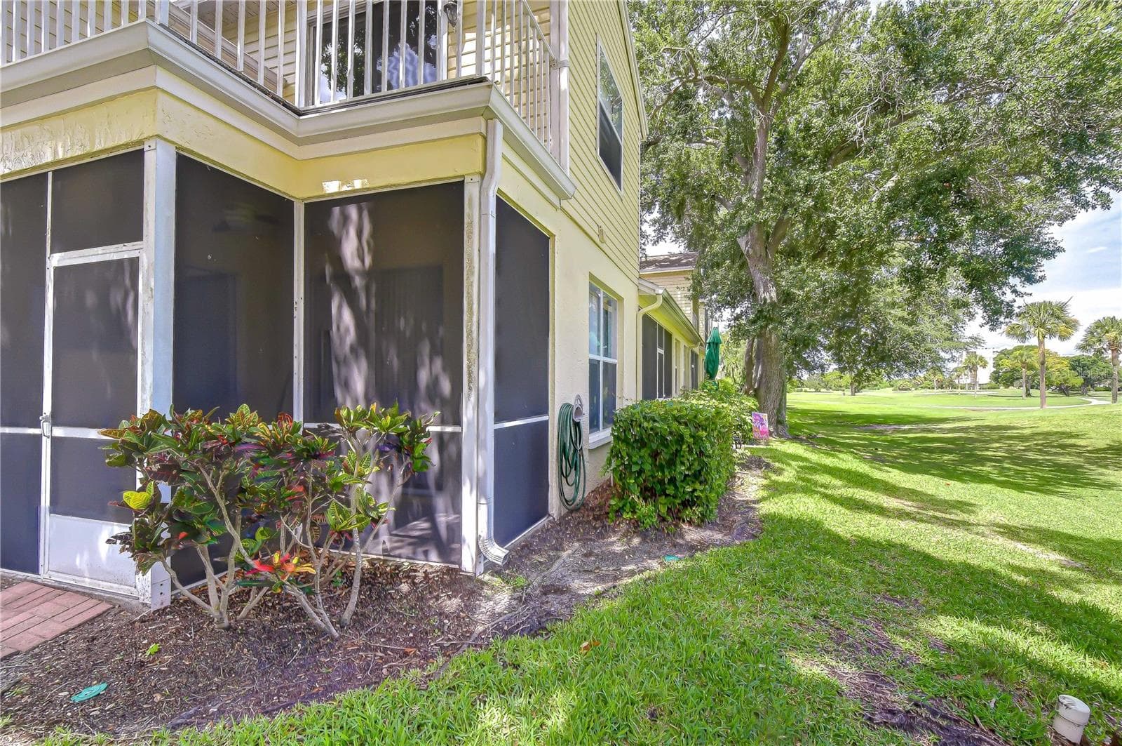 Townhouse at 1050 STARKEY RD #2105, LARGO, photo 10 of 91