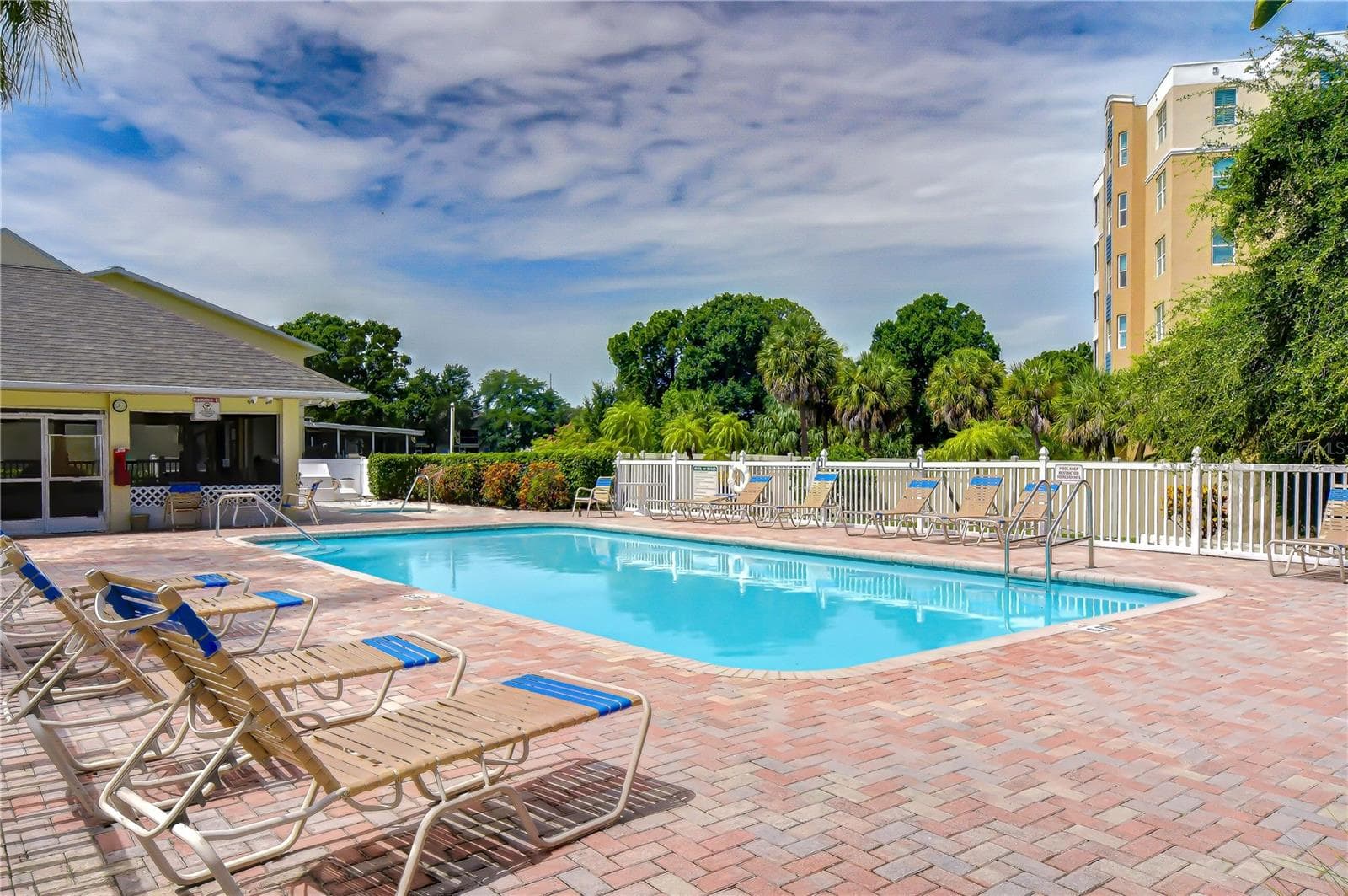 Townhouse at 1050 STARKEY RD #2105, LARGO, photo 21 of 91