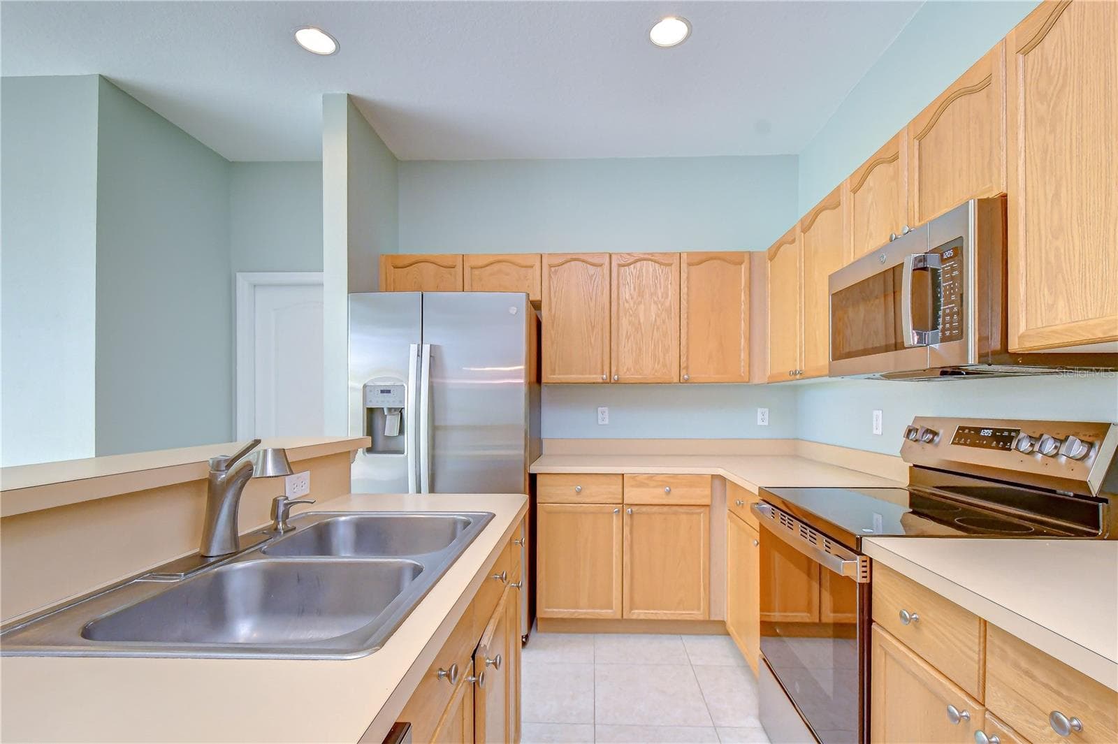 Townhouse at 1050 STARKEY RD #2105, LARGO, photo 46 of 91