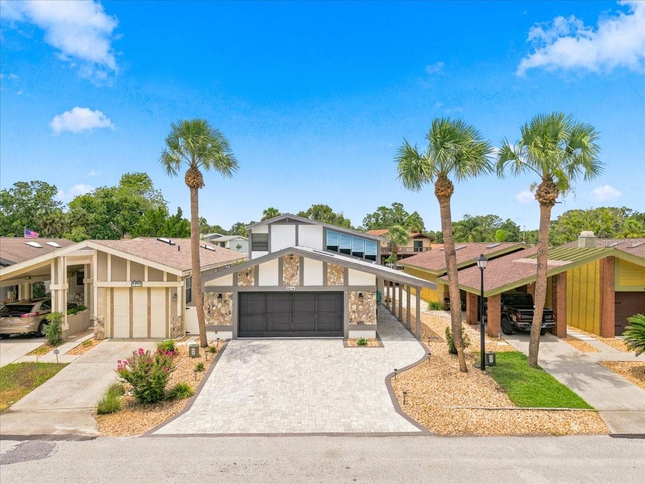 5214 S RIVERVIEW CIR