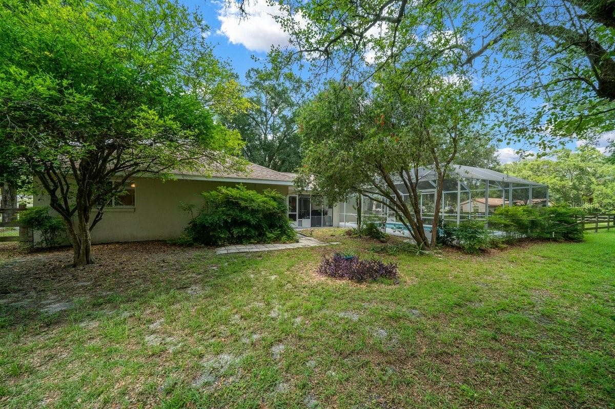 Single Family Residence at 4 HIALEAH DR, OCALA, photo 42 of 95
