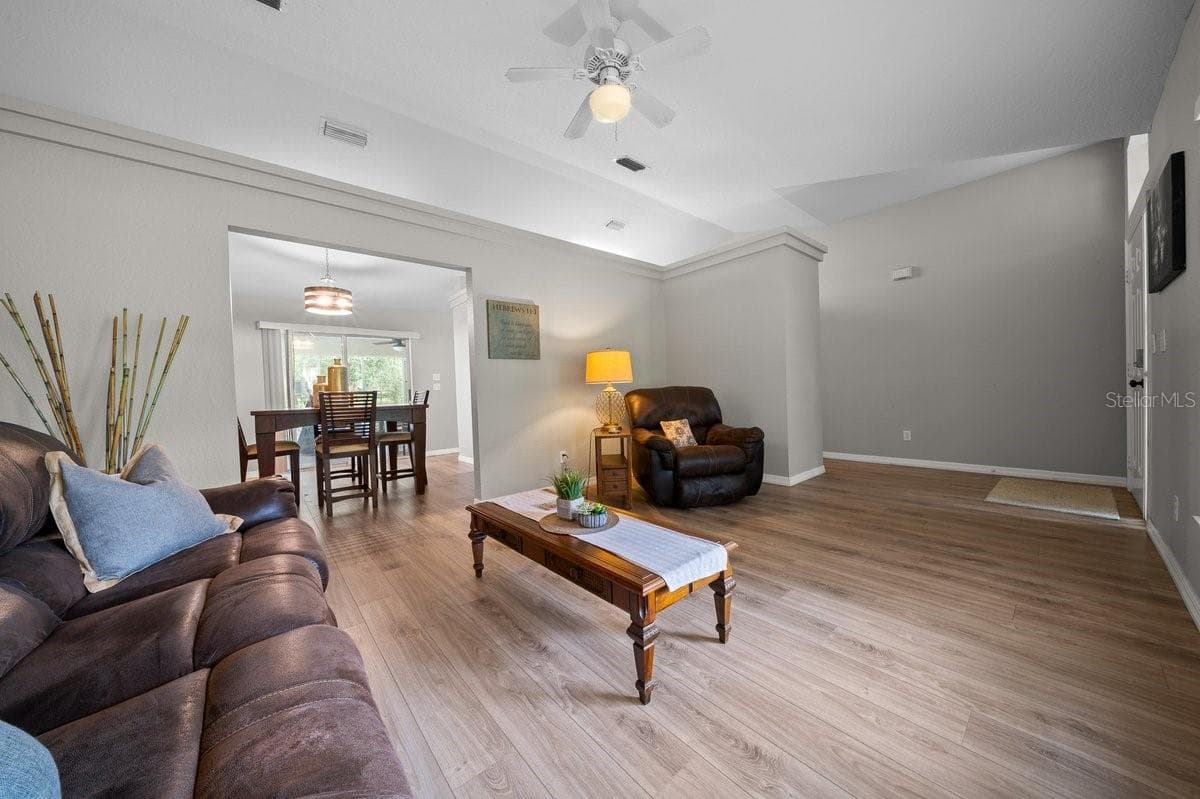 Single Family Residence at 4 HIALEAH DR, OCALA, photo 60 of 95