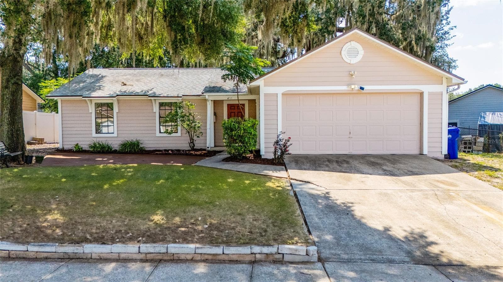 401 HAGER DR