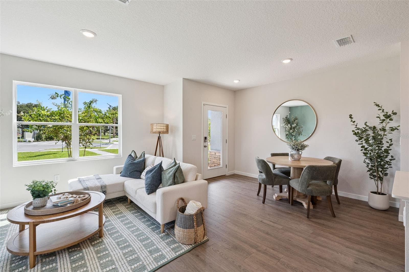 Townhouse at 2253 RITA LN, KISSIMMEE, photo 2 of 23