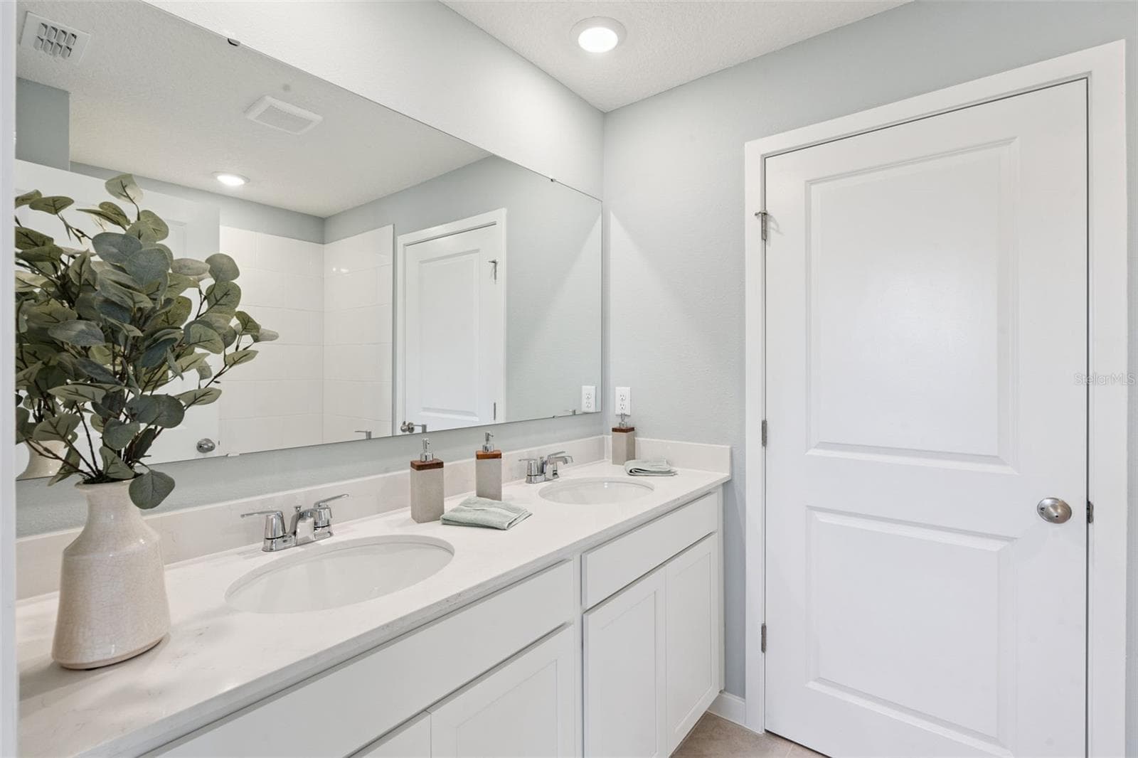 Townhouse at 2253 RITA LN, KISSIMMEE, photo 18 of 23