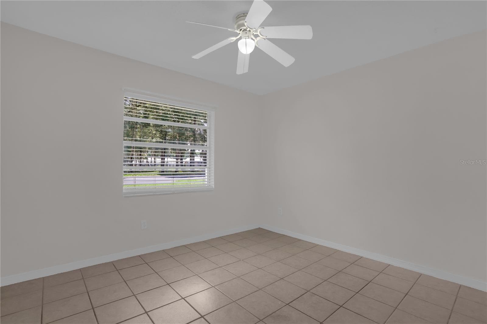 Single Family Residence at 1349 E WISCONSIN AVE, DELAND, photo 19 of 38
