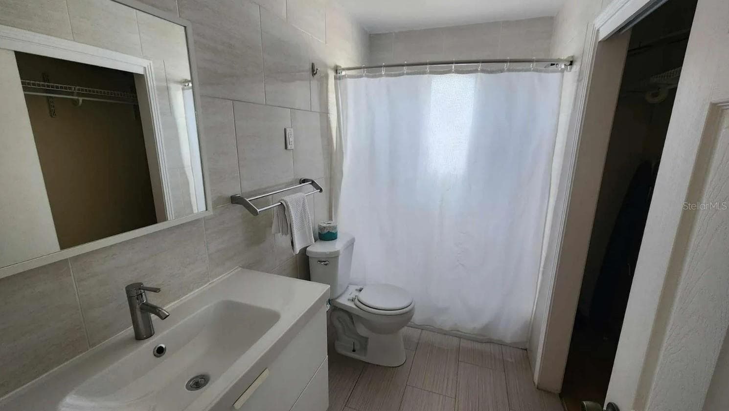 Hotel/Motel at 621 BAY ESPLANADE, CLEARWATER BEACH, photo 4 of 26