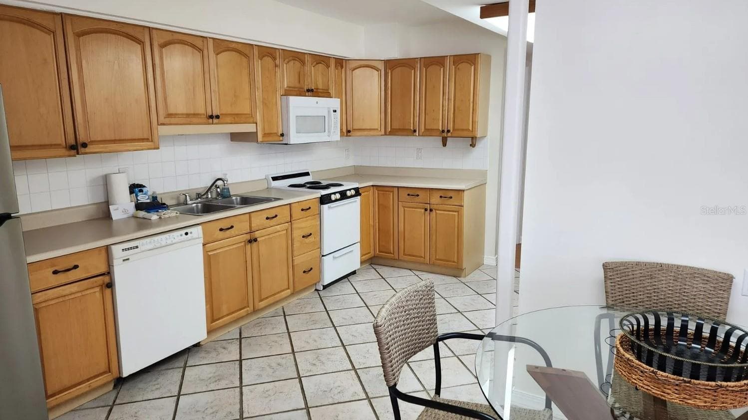 Hotel/Motel at 621 BAY ESPLANADE, CLEARWATER BEACH, photo 9 of 26