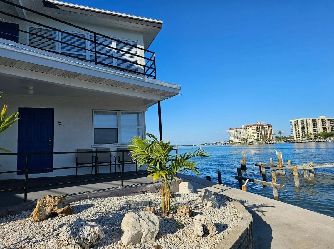 Hotel/Motel at 621 BAY ESPLANADE, CLEARWATER BEACH, photo 23 of 26
