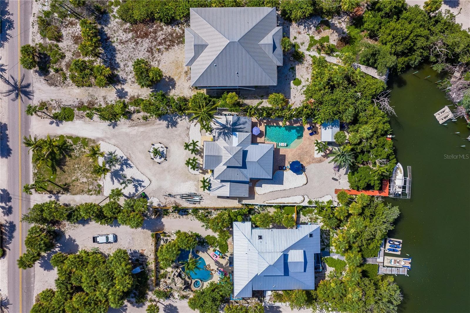 Single Family Residence at 550 N GULF BLVD, PLACIDA, photo 4 of 84