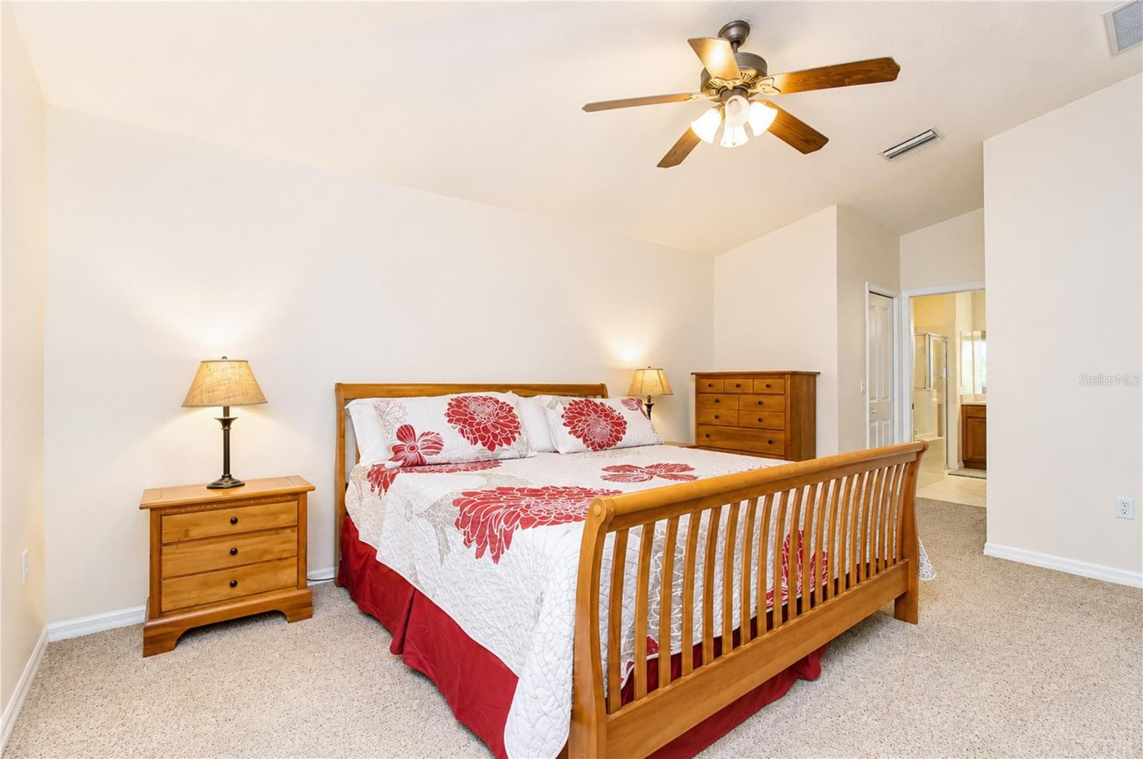 Peaceful private bedroom. - 6209 GANNETDALE DR, LITHIA