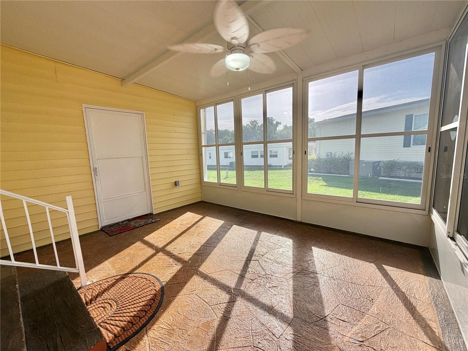 Mobile Home at 416 PALO VERDE DR, LEESBURG, photo 57 of 68