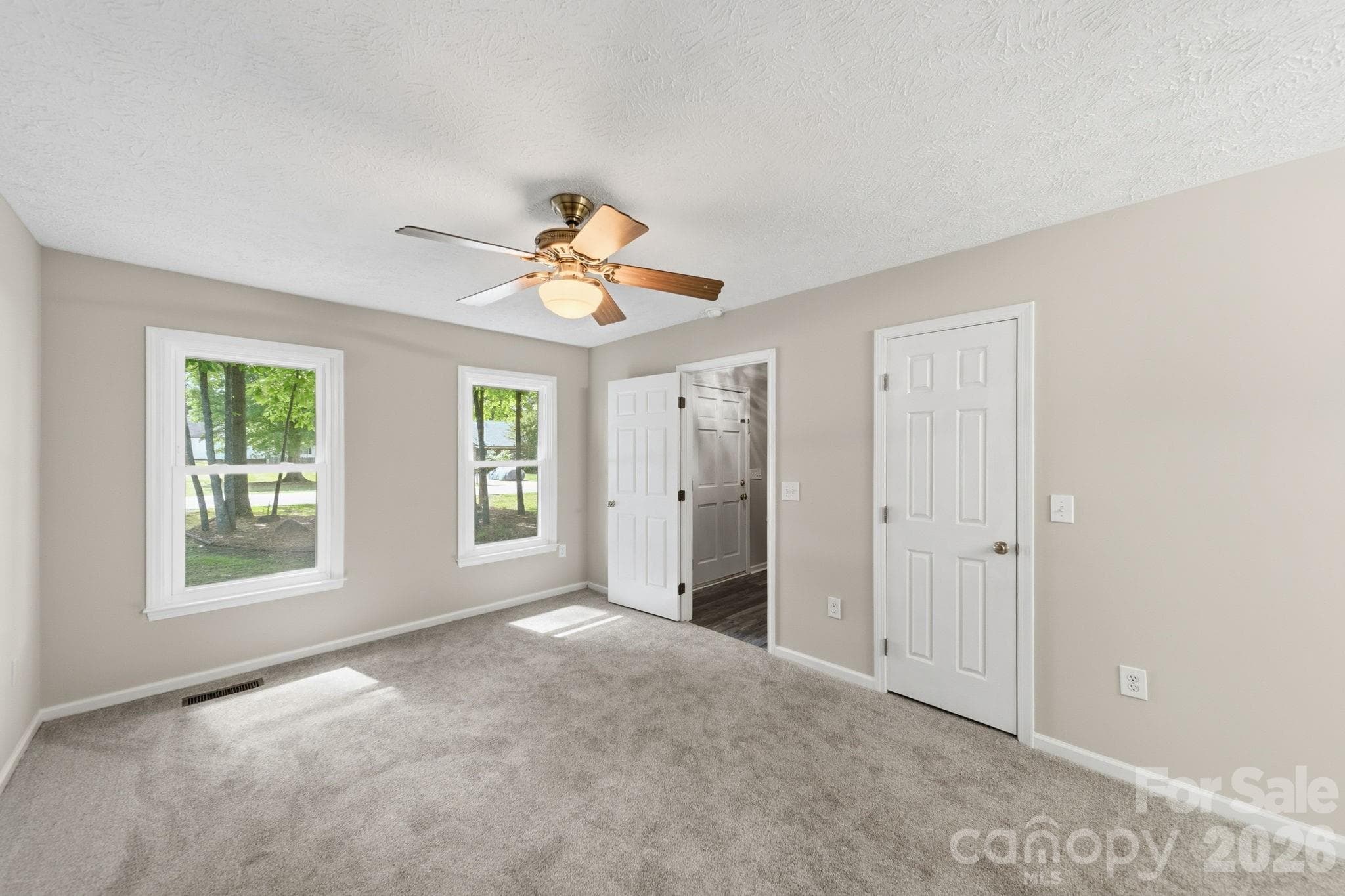 Single Family Residence at 617 Autumn Drive, Harrisburg, photo 26 of 46