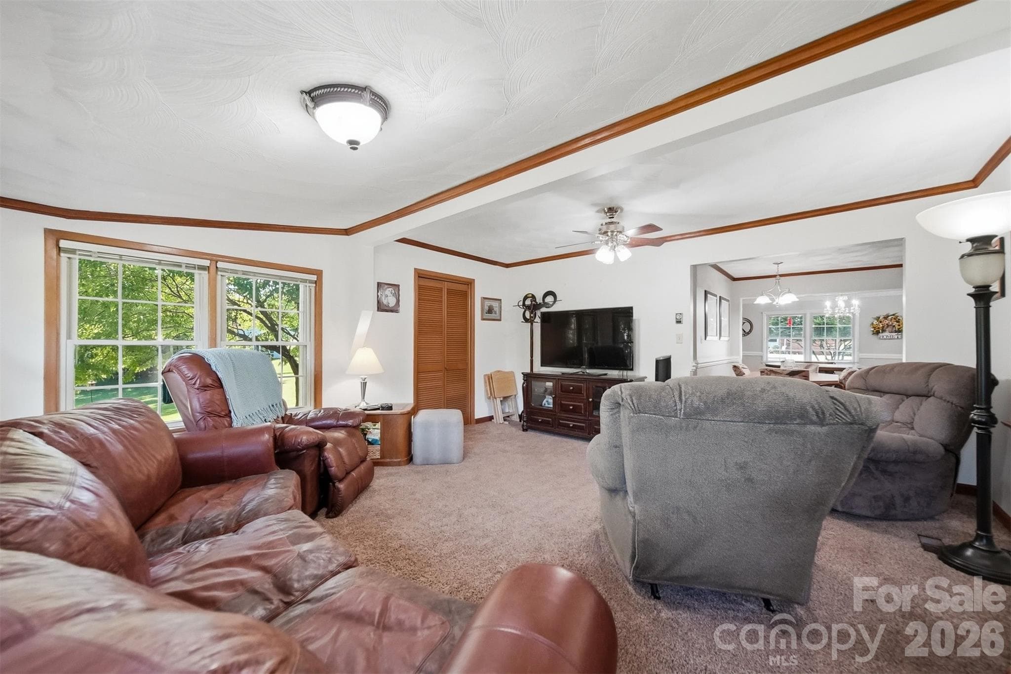 Single Family Residence at 3210 W Calvin Street, Claremont, photo 16 of 48
