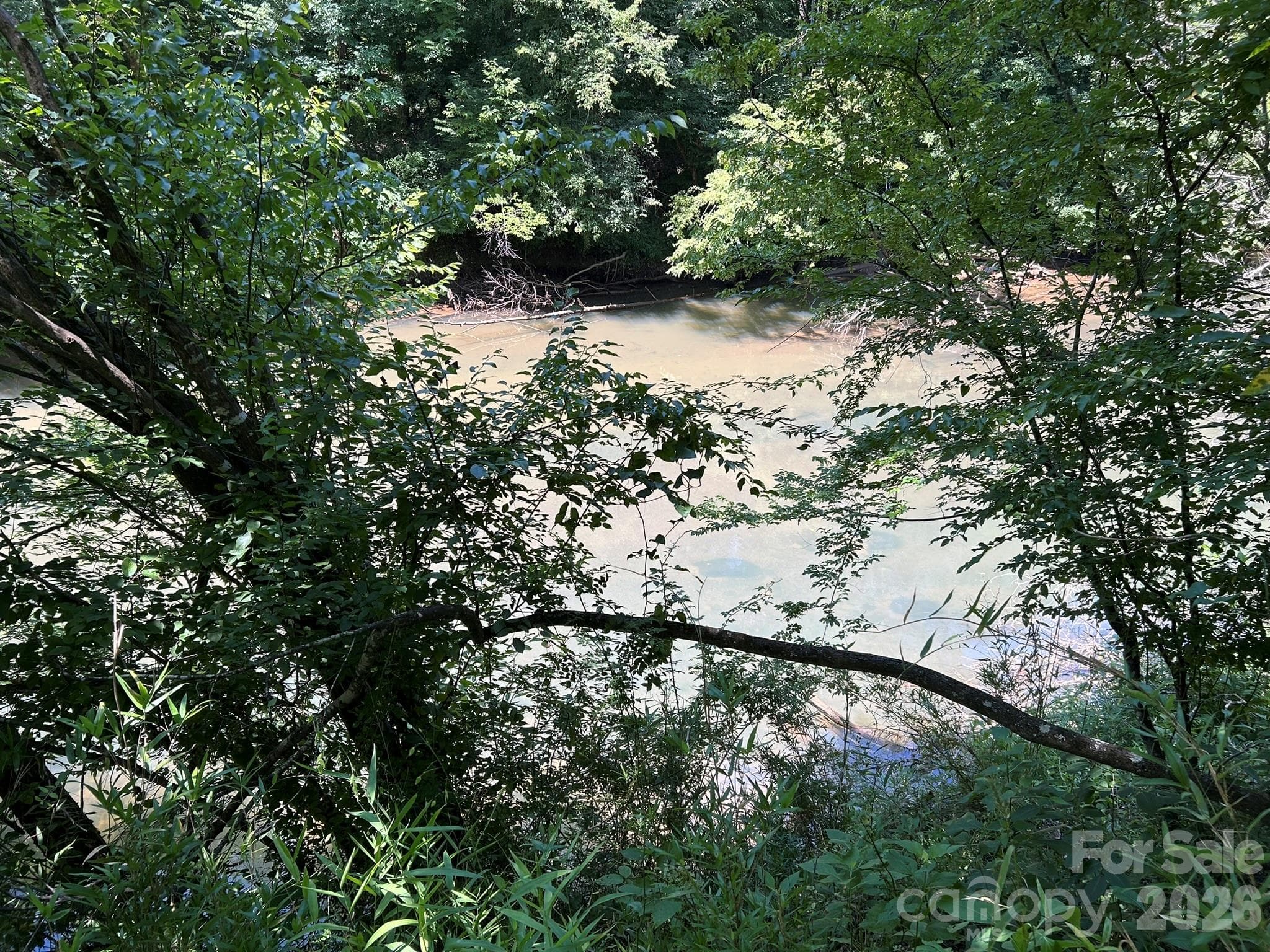 00 River Crest Parkway