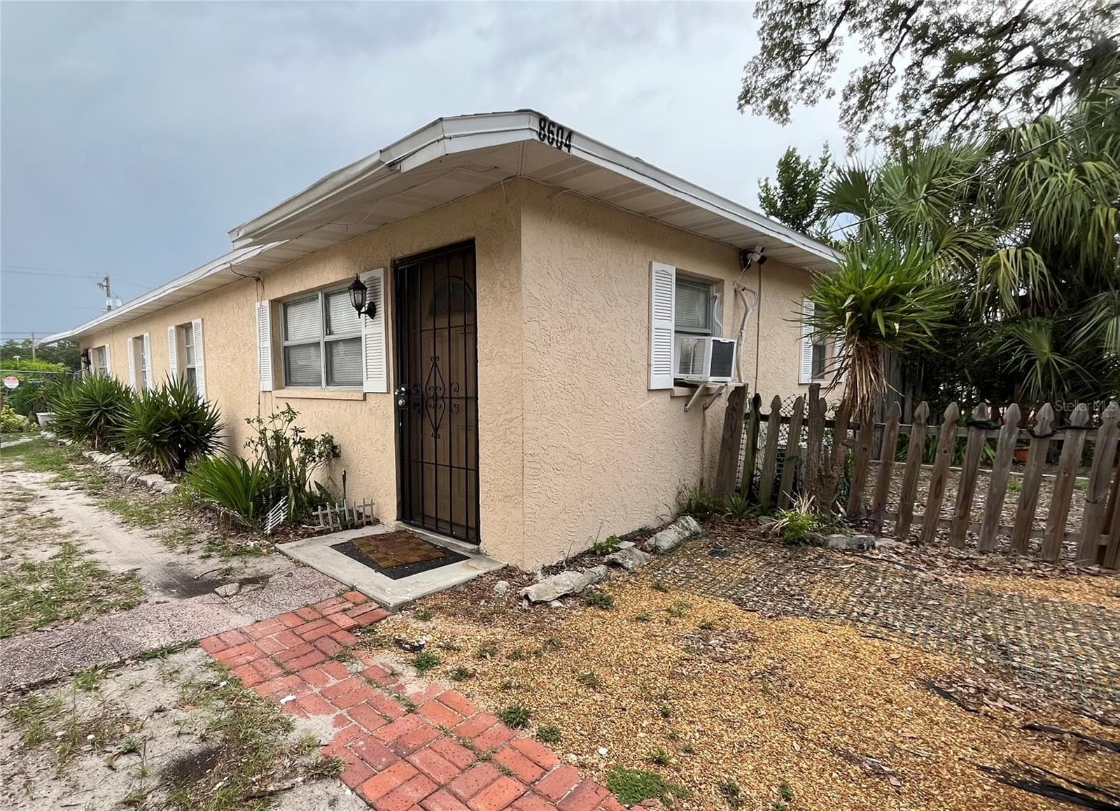 Front of unit A - 8604 N BRANCH AVE, TAMPA