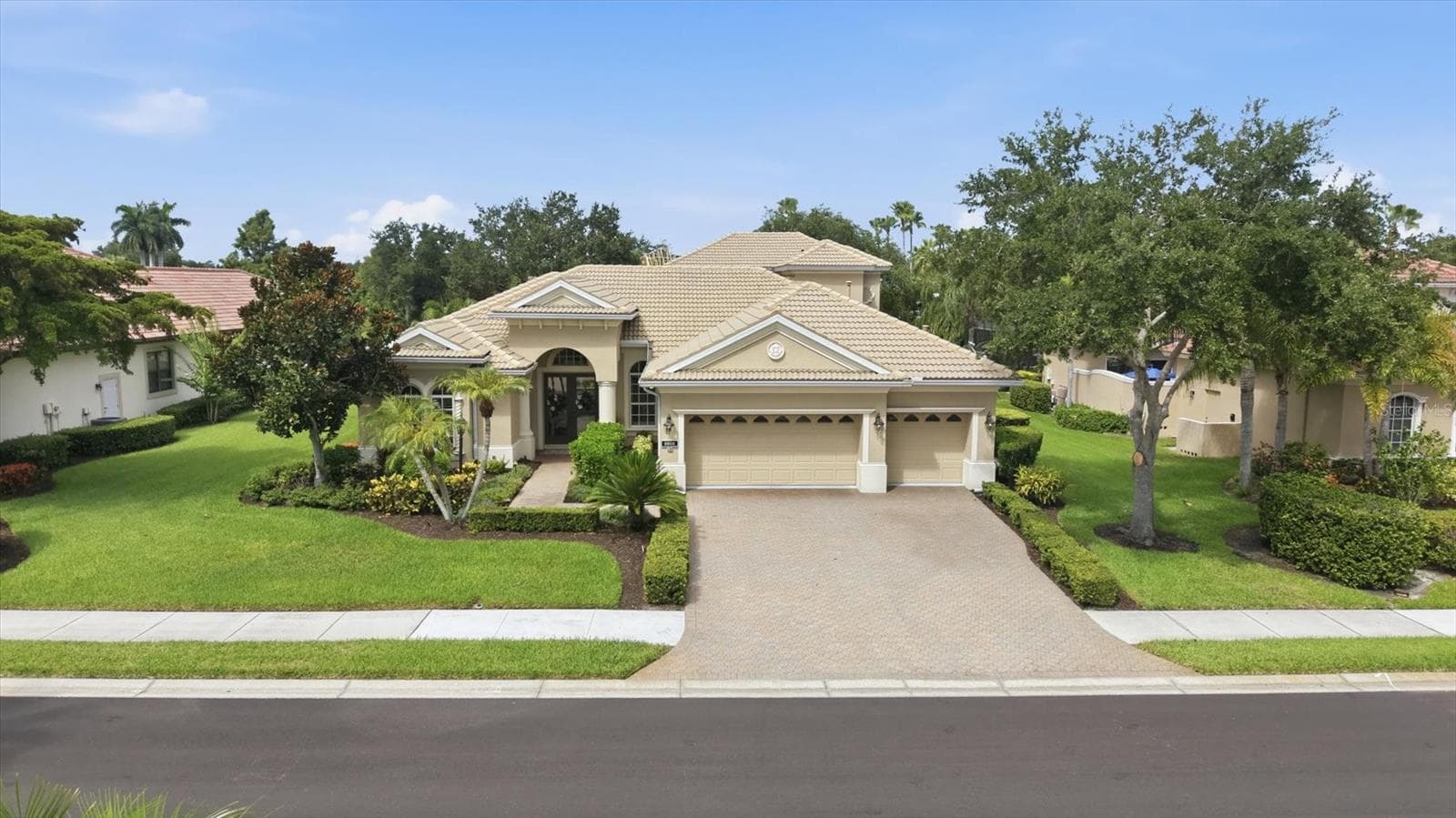 6806 DOMINION LN