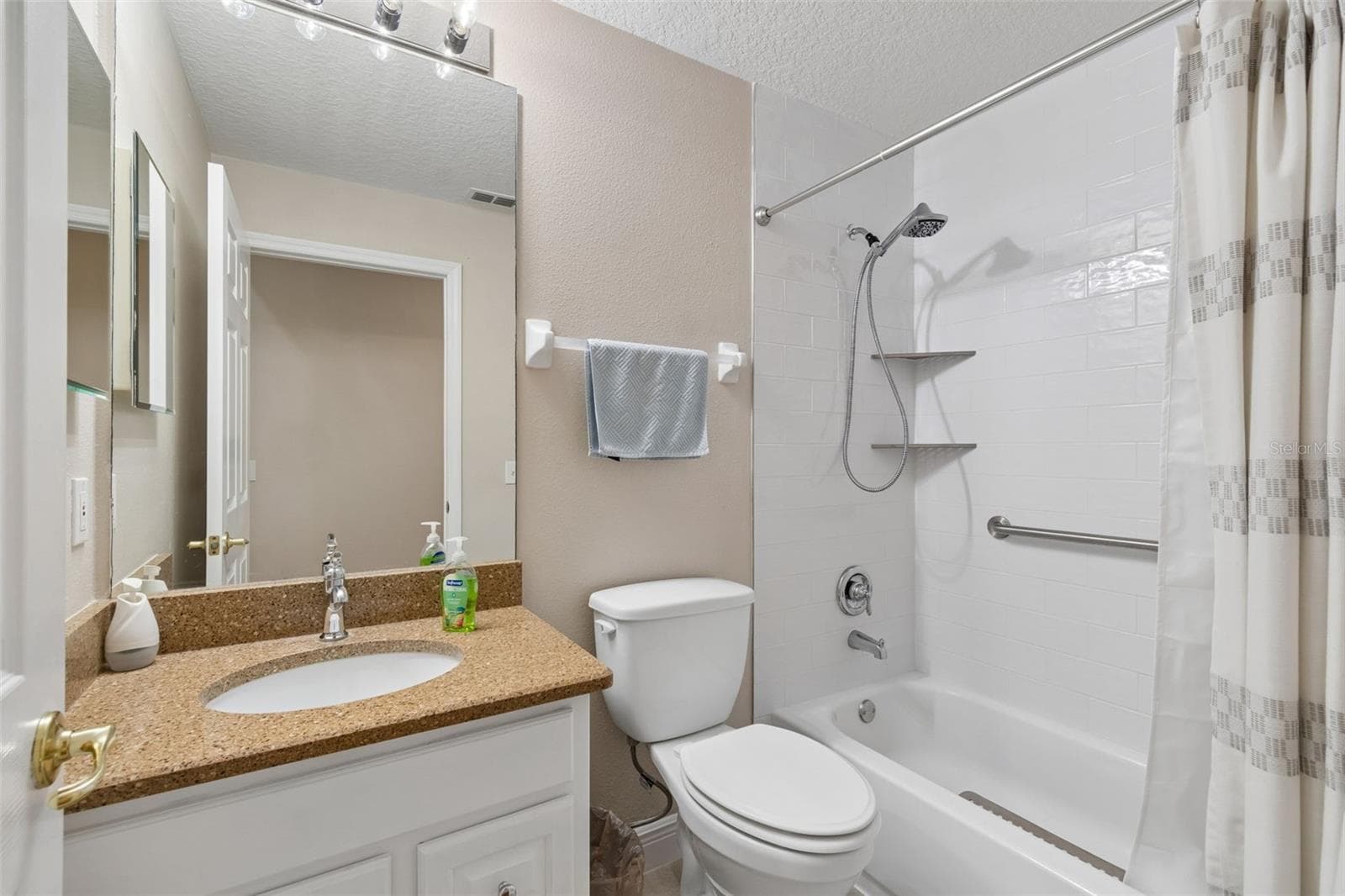 Single Family Residence at 20942 SUNSWEET CT, LAND O LAKES, photo 16 of 45