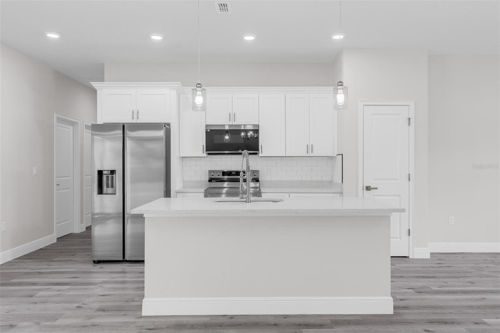 Single Family Residence at 1028 W CITRUS SPRINGS BLVD, CITRUS SPRINGS, photo 5 of 44
