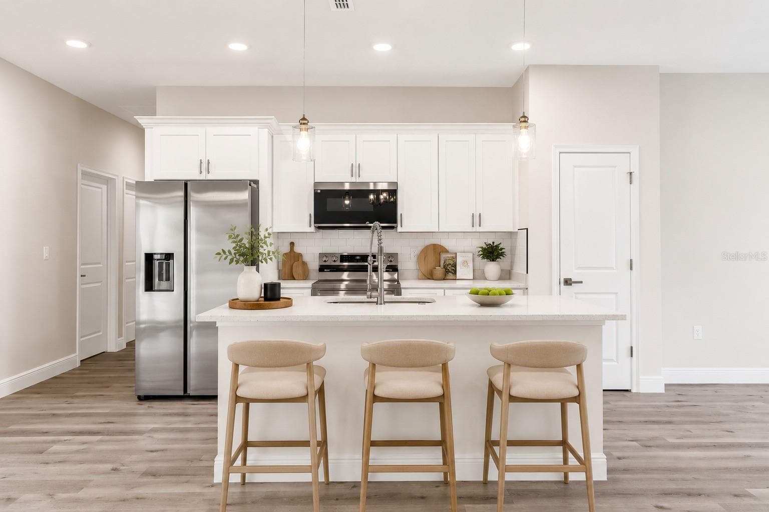 Single Family Residence at 1028 W CITRUS SPRINGS BLVD, CITRUS SPRINGS, photo 6 of 44