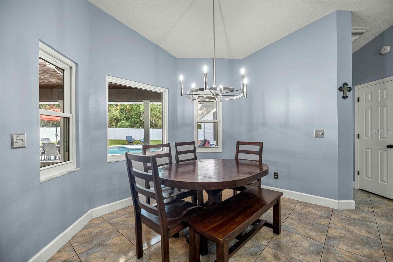 breakfast nook - 2611 SE 27 ST, OCALA