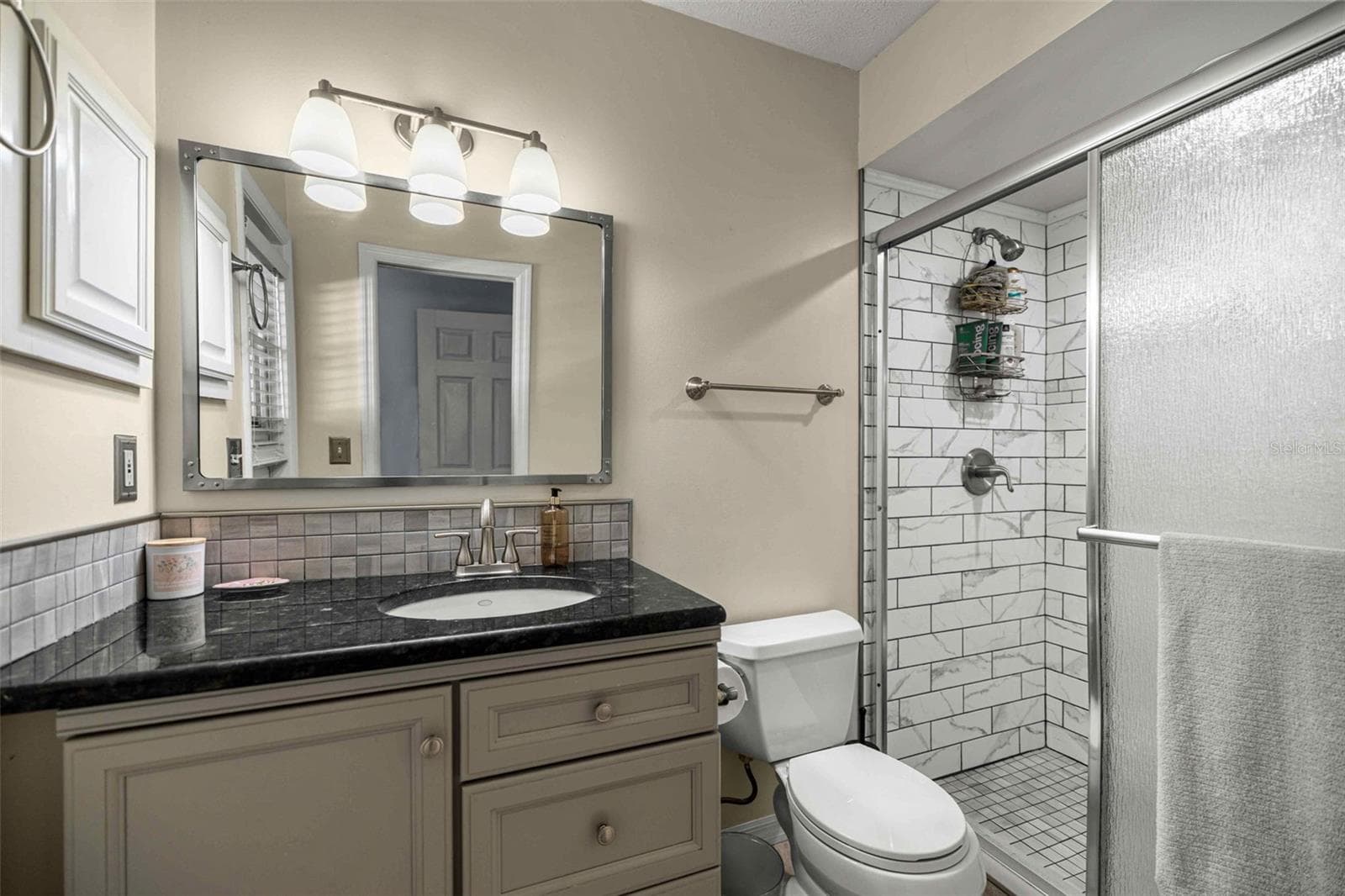 3rd bath - 2611 SE 27 ST, OCALA