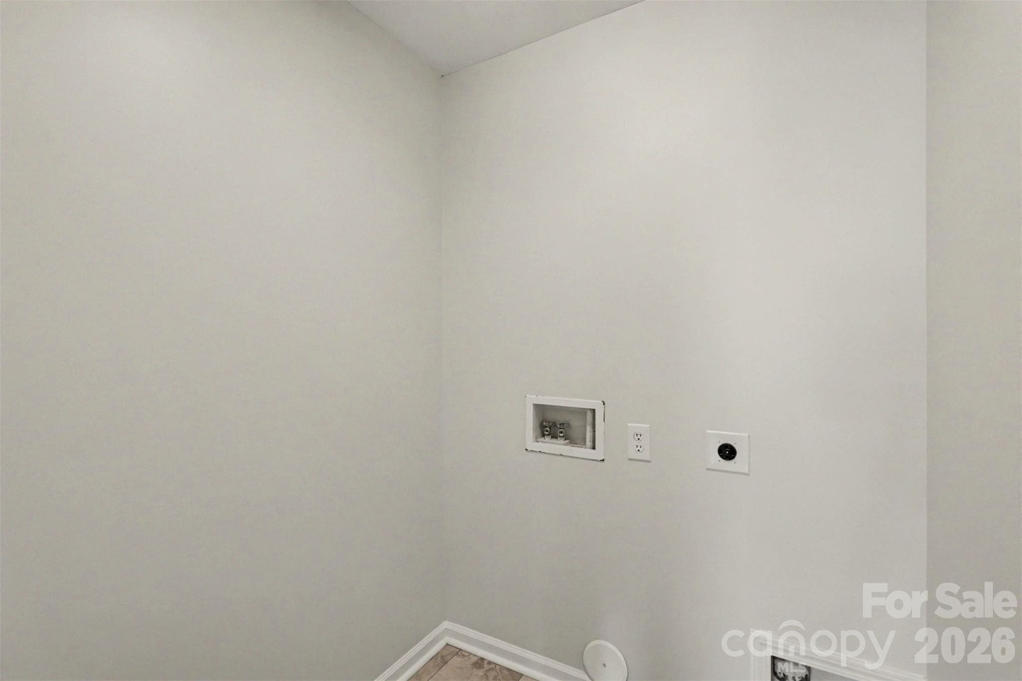 Walk in laundry room on the second floor - 712 Tulip Tree Place, Rock Hill