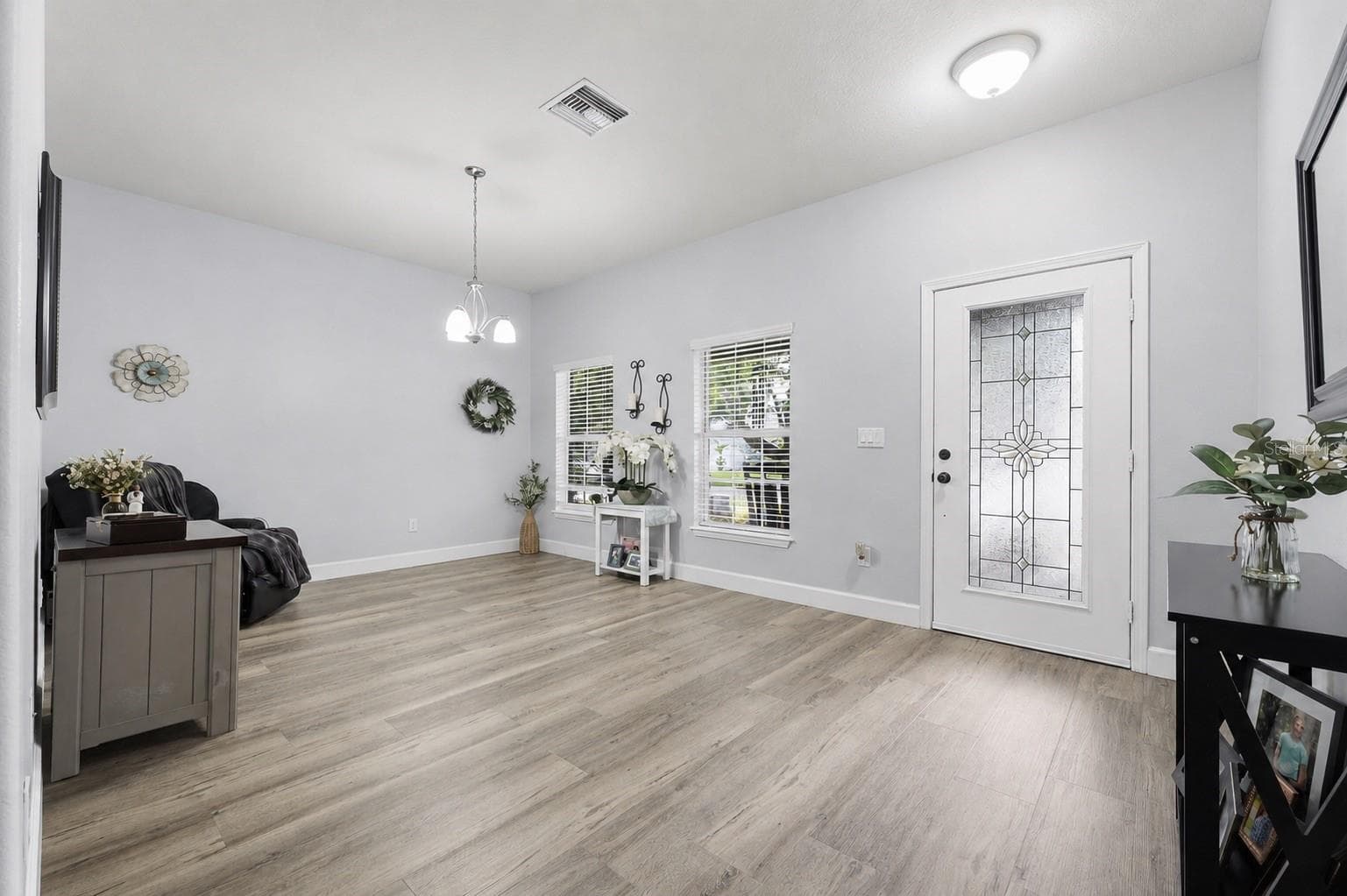 Single Family Residence at 2814 MAPLE BROOK LOOP, LUTZ, photo 4 of 54