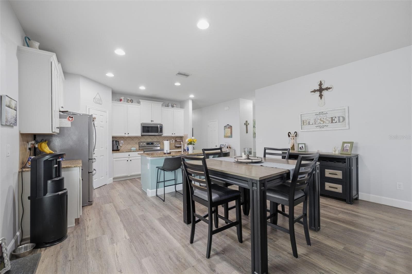 Single Family Residence at 2814 MAPLE BROOK LOOP, LUTZ, photo 10 of 54