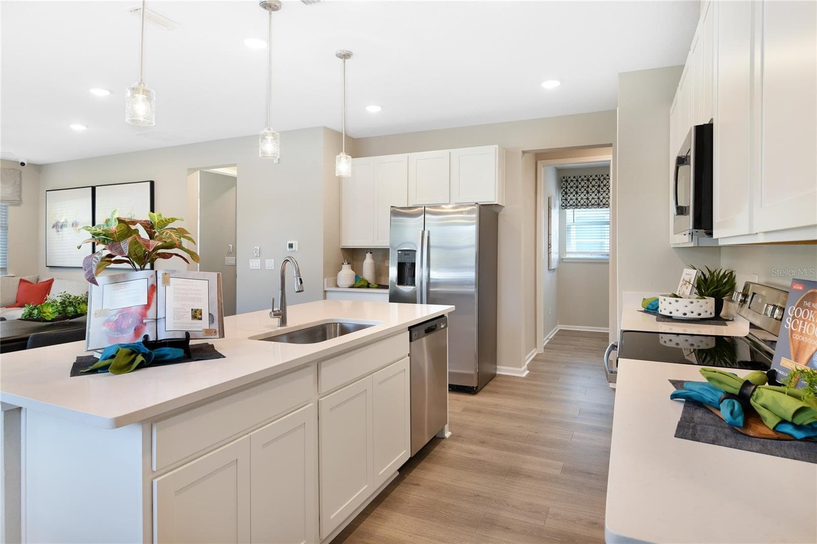 Single Family Residence at 5854 SUNLIT BEND WAY, APOLLO BEACH, photo 10 of 31
