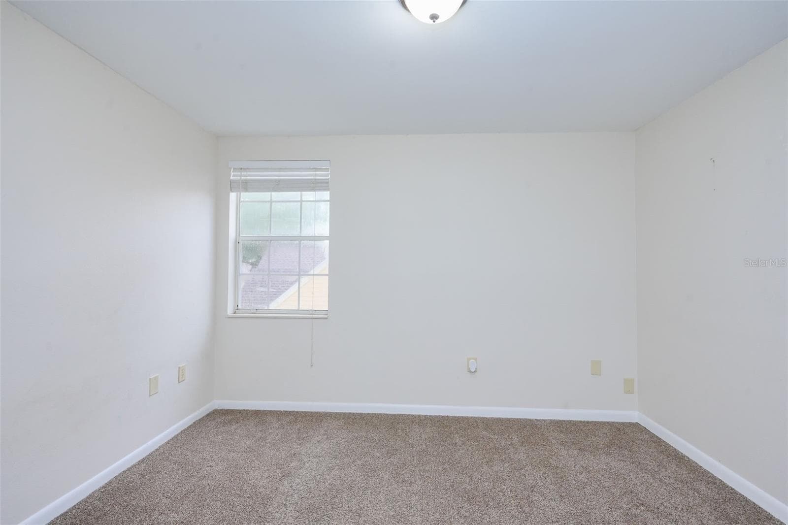 Condominium at 3614 PINE KNOT DR #3614, VALRICO, photo 29 of 32
