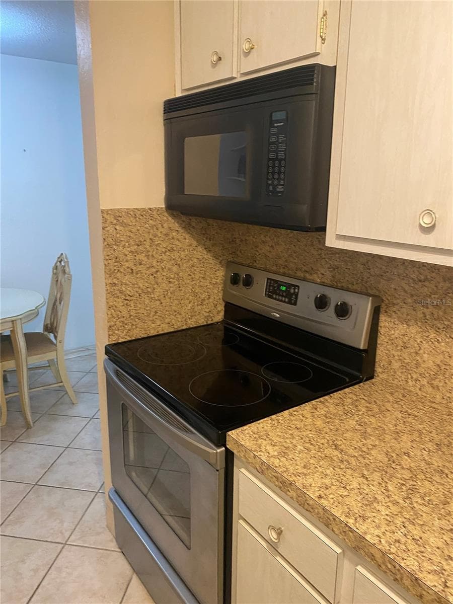 Kitchen - 8350 112TH ST #104, SEMINOLE