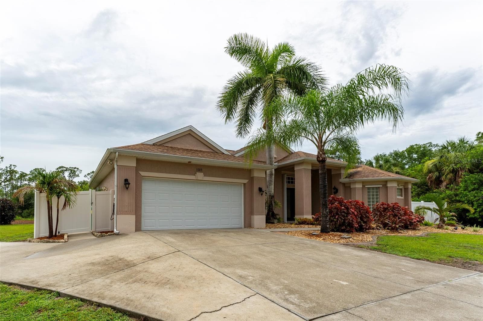 Single Family Residence at 1009 CAMPBELL ST, PORT CHARLOTTE, photo 8 of 67