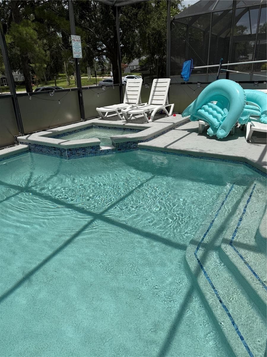 Single Family Residence at 8105 SUN PALM DR, KISSIMMEE, photo 4 of 17