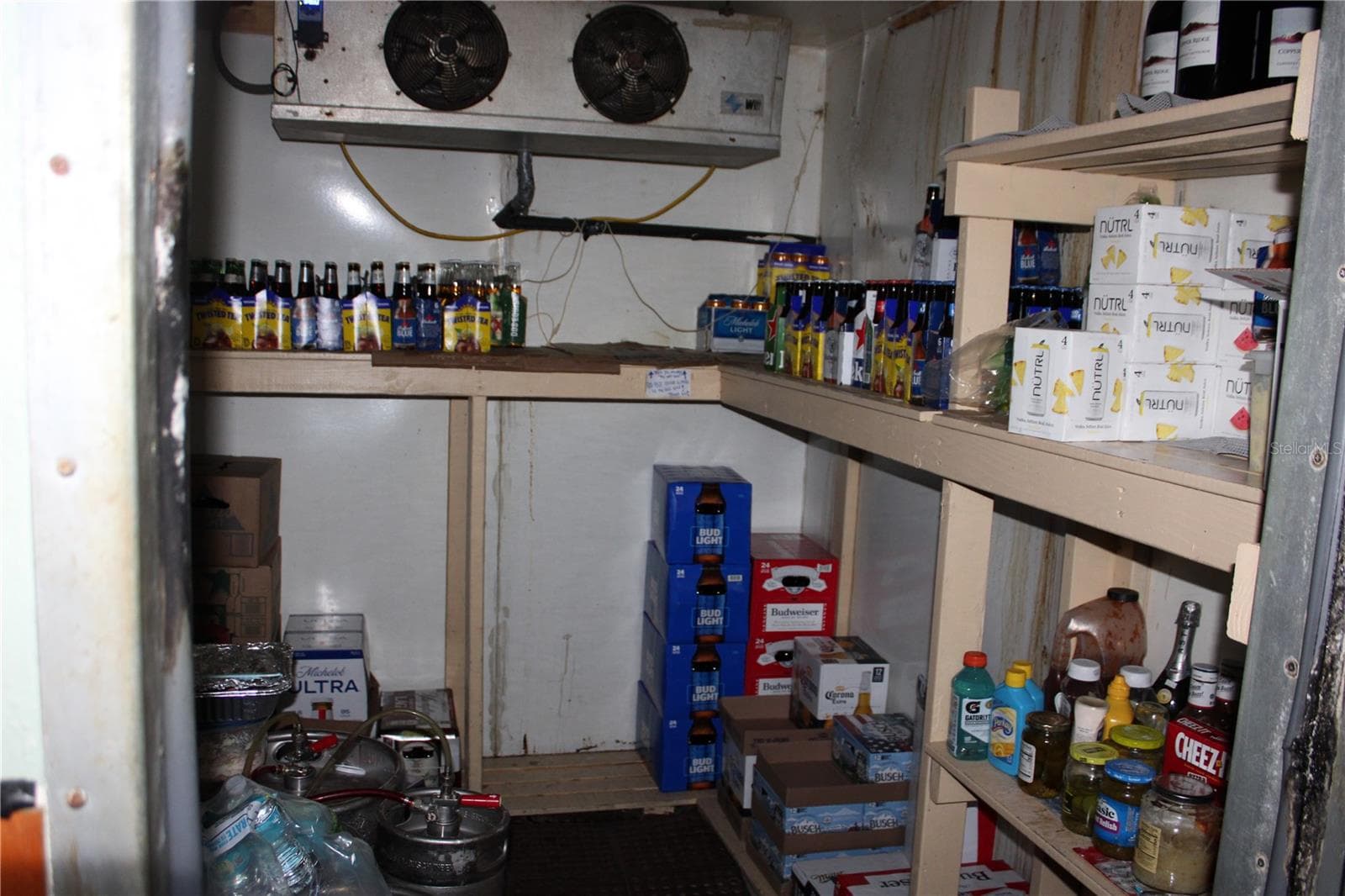 Storage - 6636 RIDGE RD, PORT RICHEY