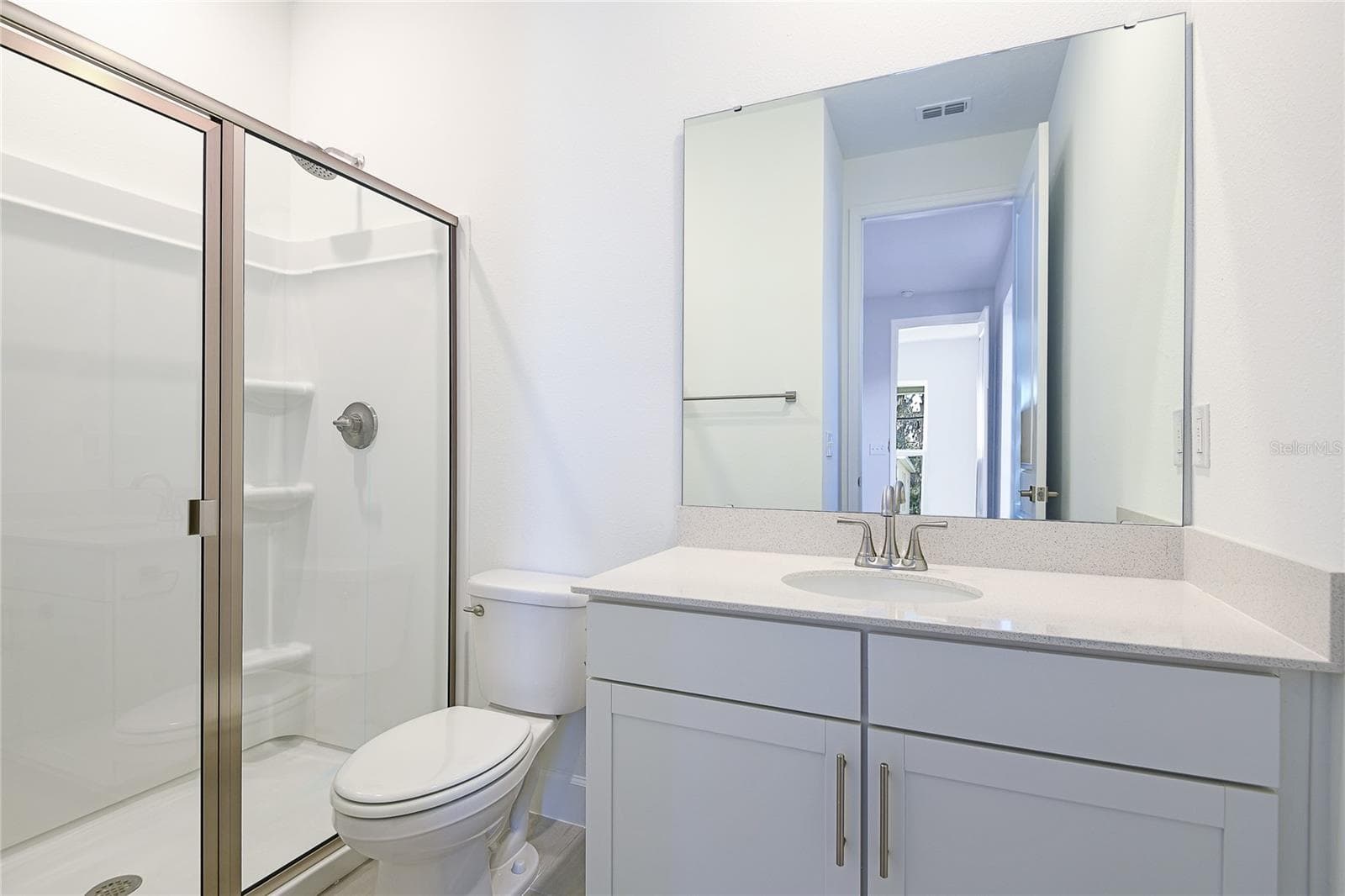 Single Family Residence at 161 WATERSTONE LOOP, TAVARES, photo 6 of 22