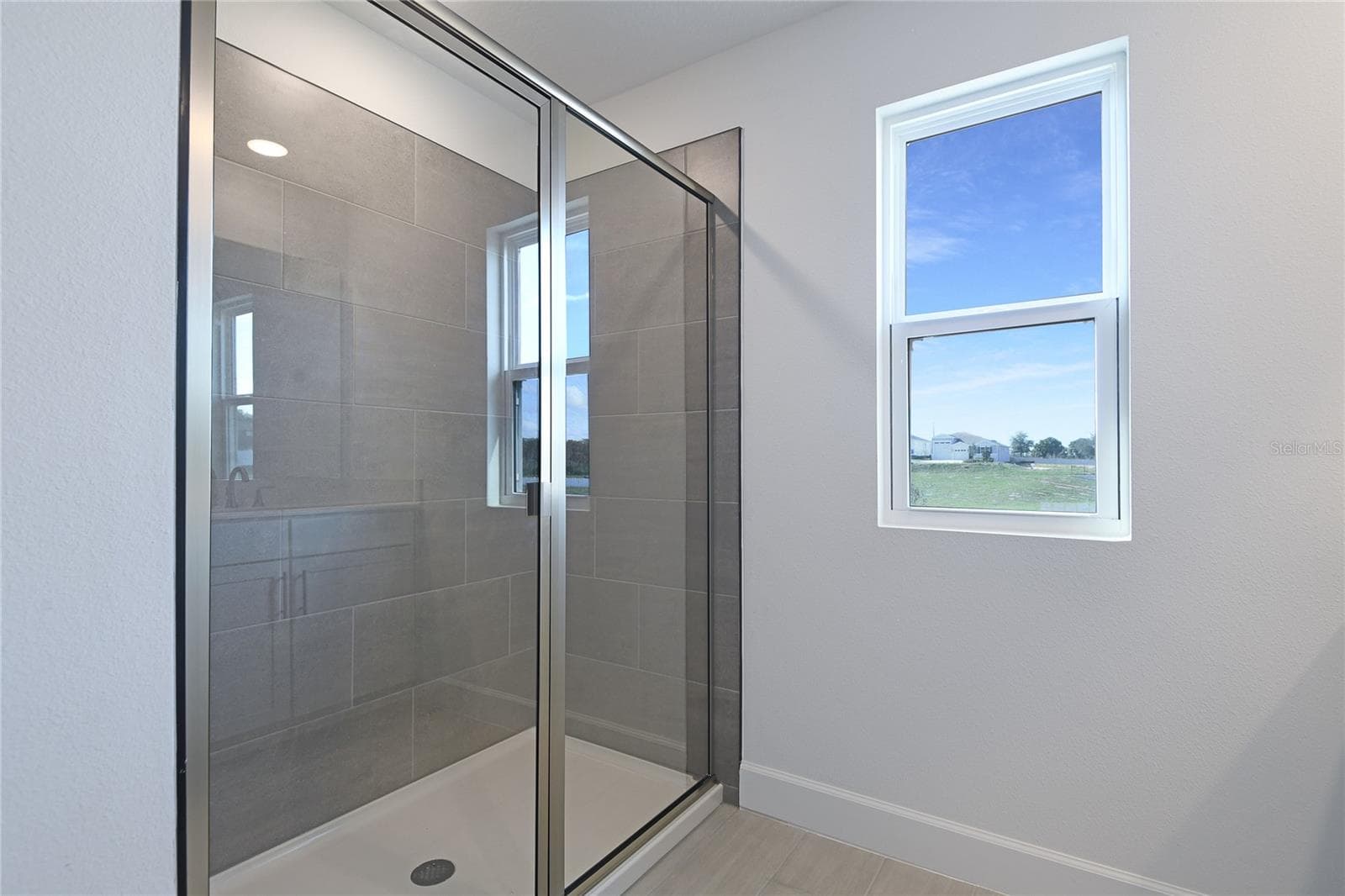 Single Family Residence at 161 WATERSTONE LOOP, TAVARES, photo 15 of 22