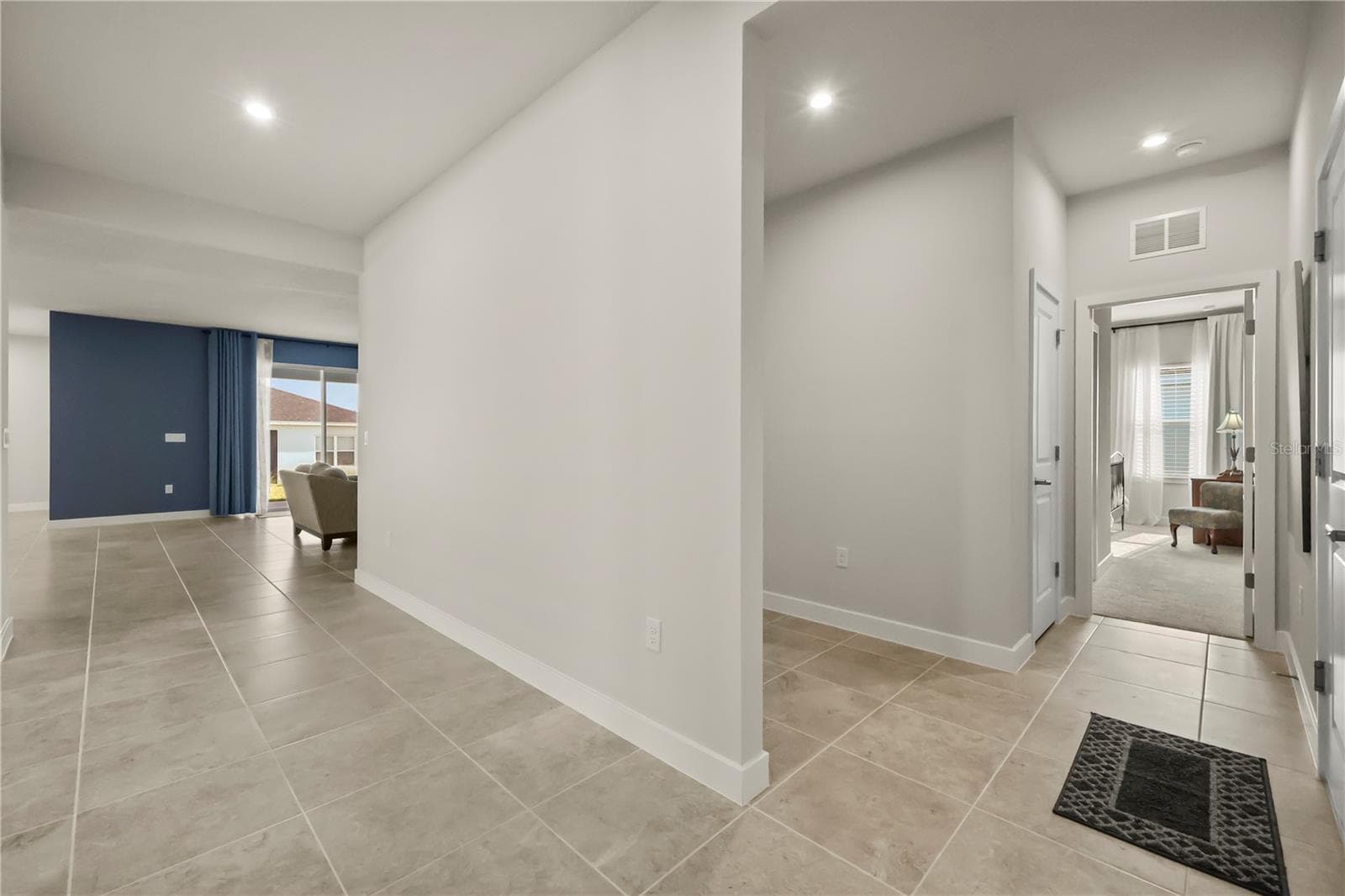 Single Family Residence at 1714 UPLAND LN, WINTER HAVEN, photo 7 of 40