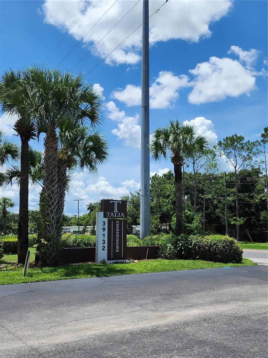 Front Entrance - 39132 COUNTY ROAD 54 #2152, ZEPHYRHILLS
