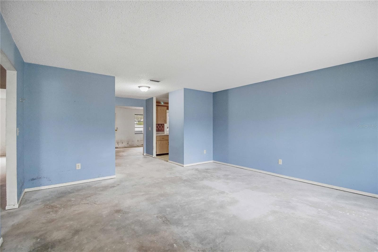 Inside front door. Living Room - 306 PALM AVE, ANNA MARIA