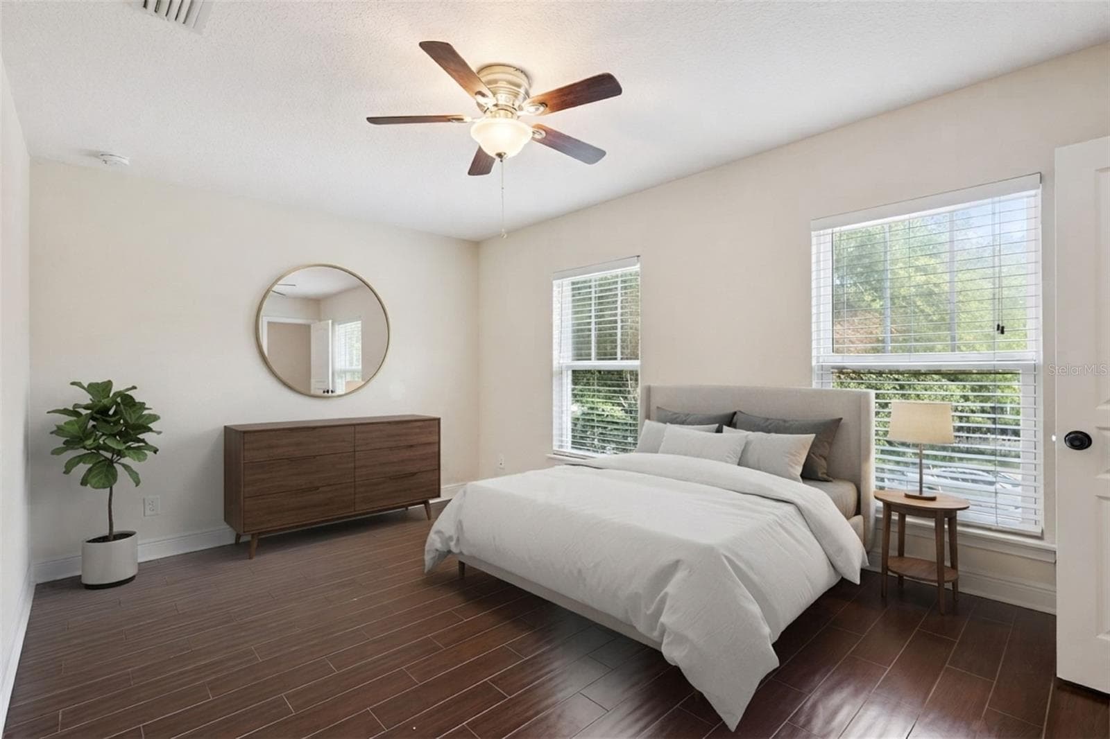 Half Duplex at 2806 KILGORE ST, ORLANDO, photo 12 of 43