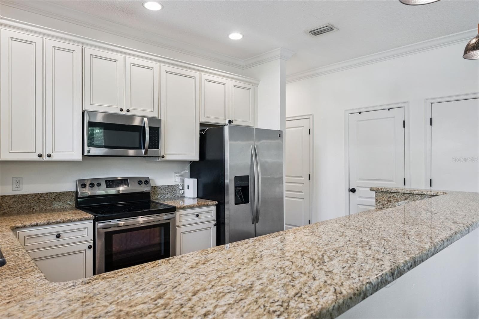 Half Duplex at 2806 KILGORE ST, ORLANDO, photo 17 of 43
