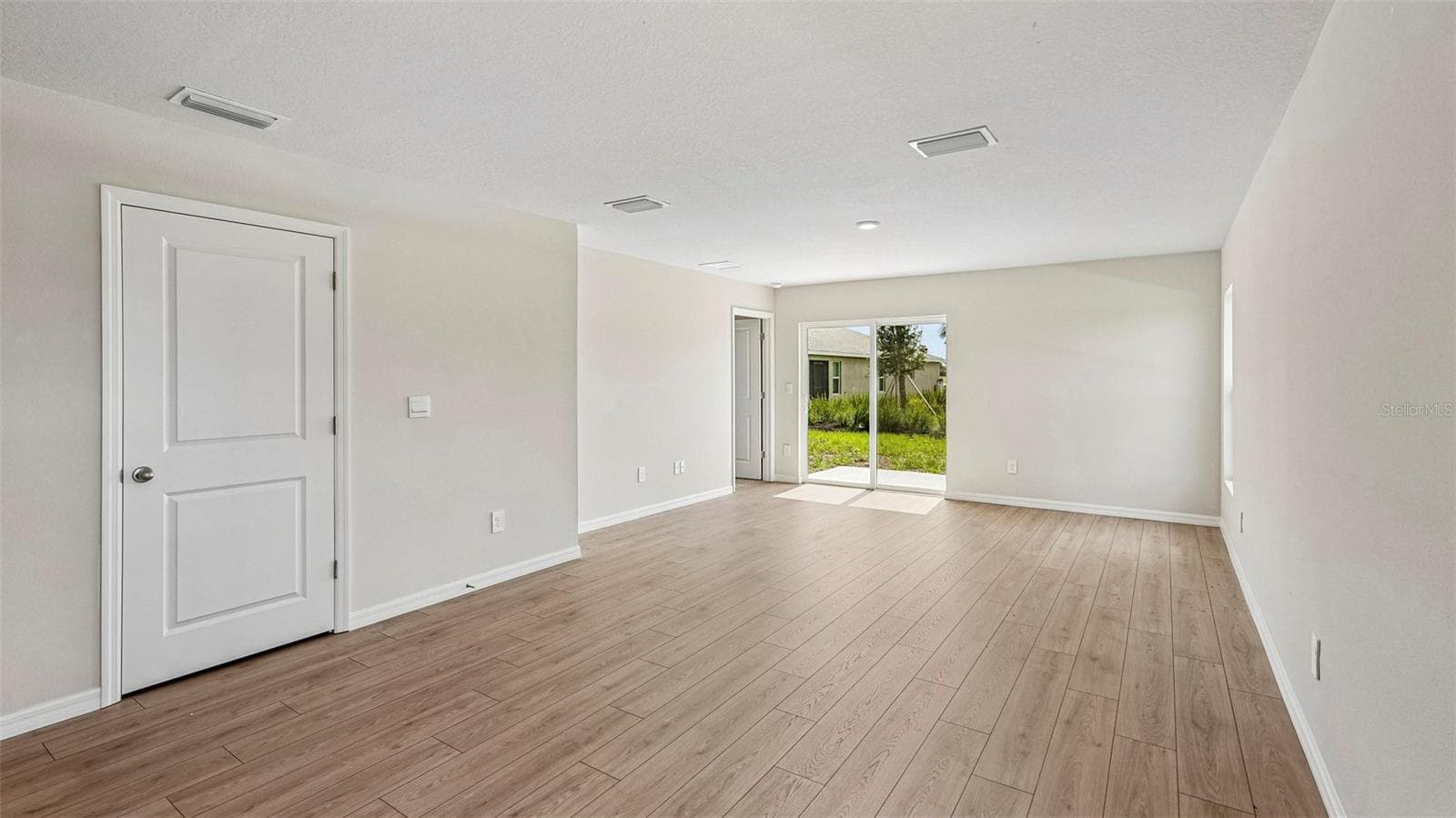 Single Family Residence at 10420 CURVING CREEK LOOP, PARRISH, photo 9 of 38