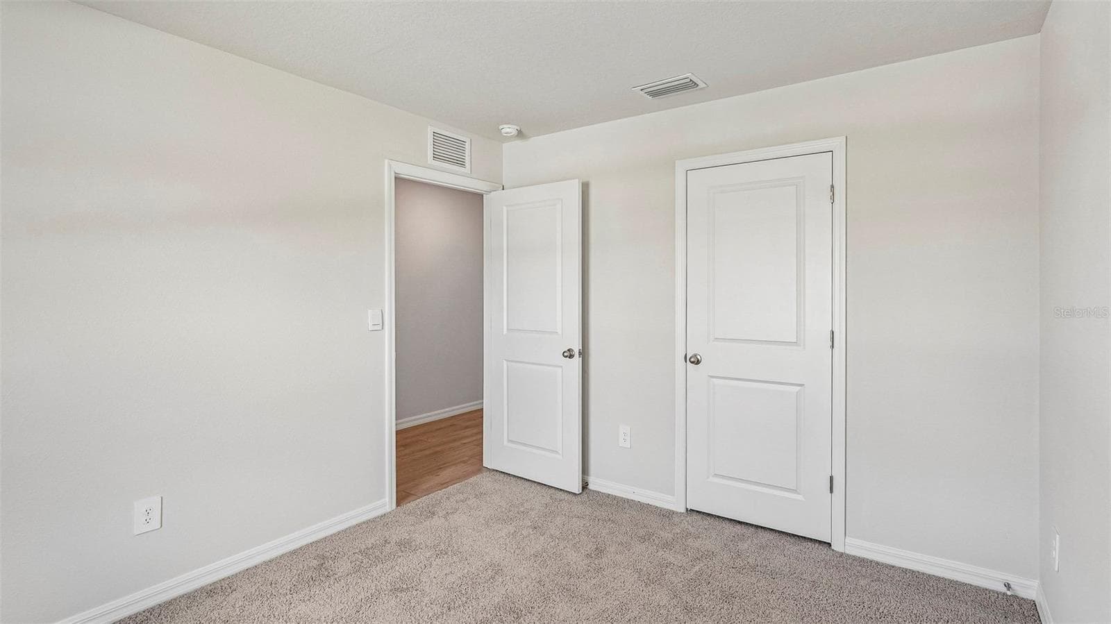 Single Family Residence at 10420 CURVING CREEK LOOP, PARRISH, photo 13 of 38